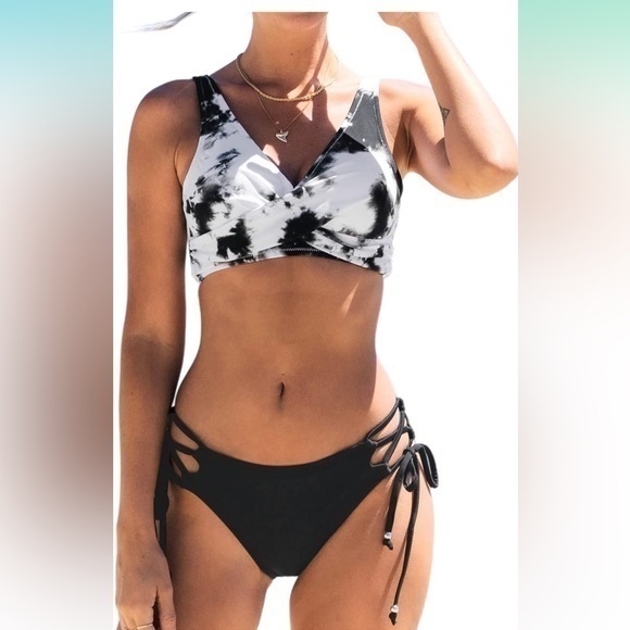 Cupshe || NWT sexy tie-dye bikini - Picture 1 of 7